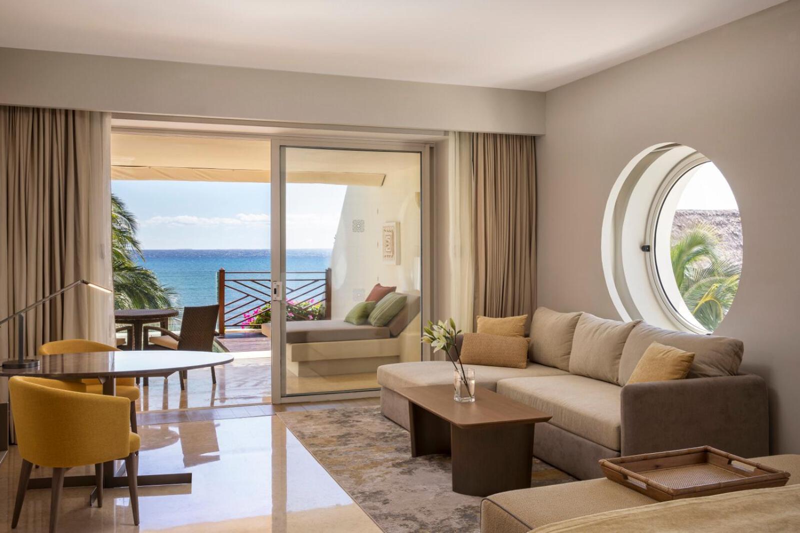 Ambassador Pool Suite Ocean View